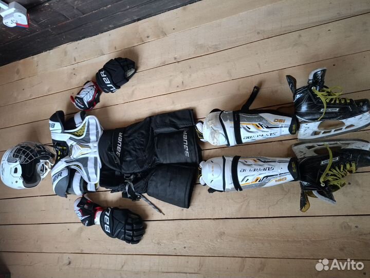 Детская хоккейная форма Bauer на 10 и 11 лет