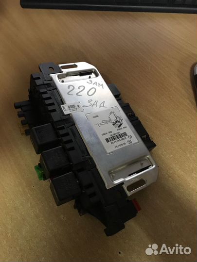 Мерседес 220 блок SAM задний