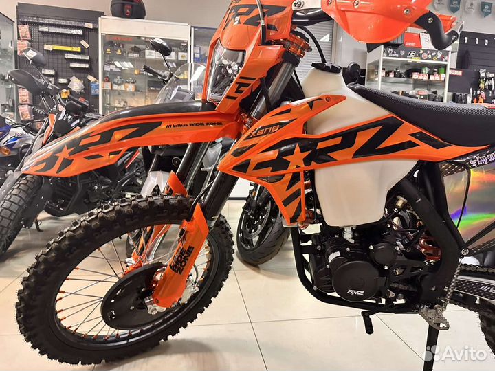 Мотоцикл BRZ X6nb 300cc