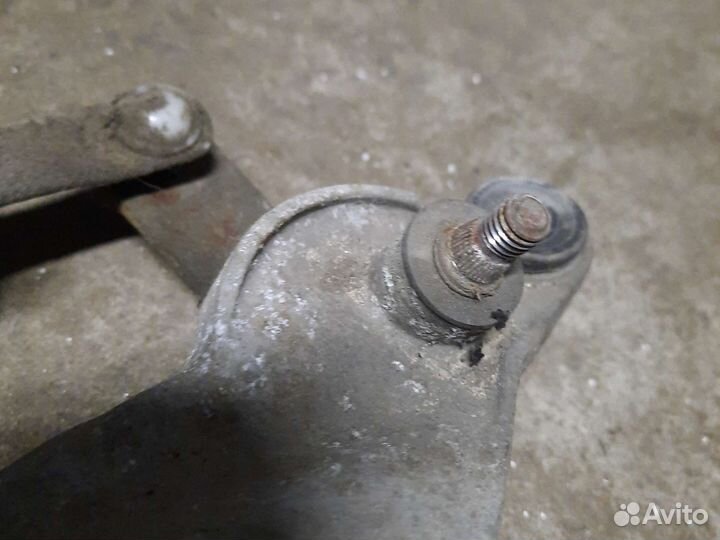 Трапеция дворников mazda 626 ge