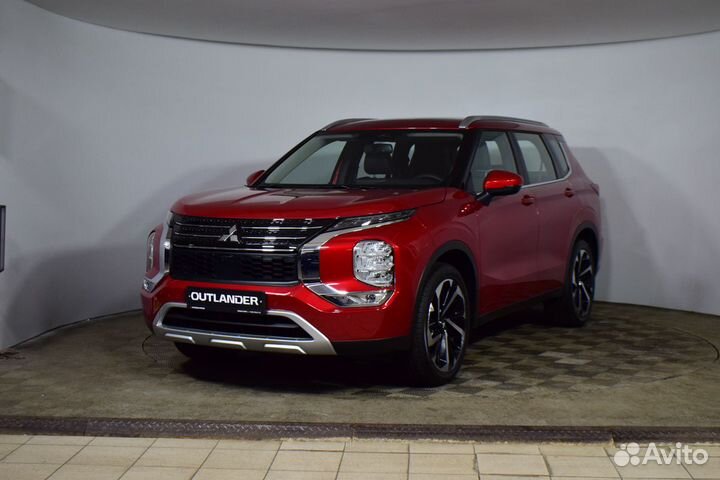 Mitsubishi Outlander 2.5 CVT, 2022