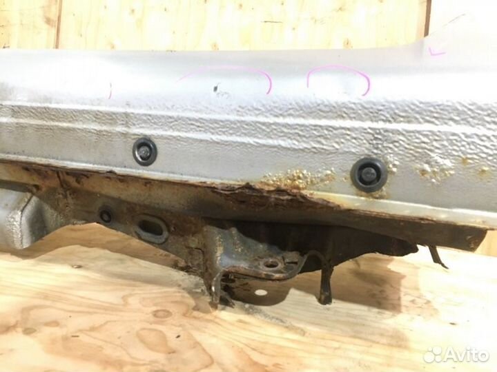 Порог левый Toyota Probox NCP59 1nzfe 2003