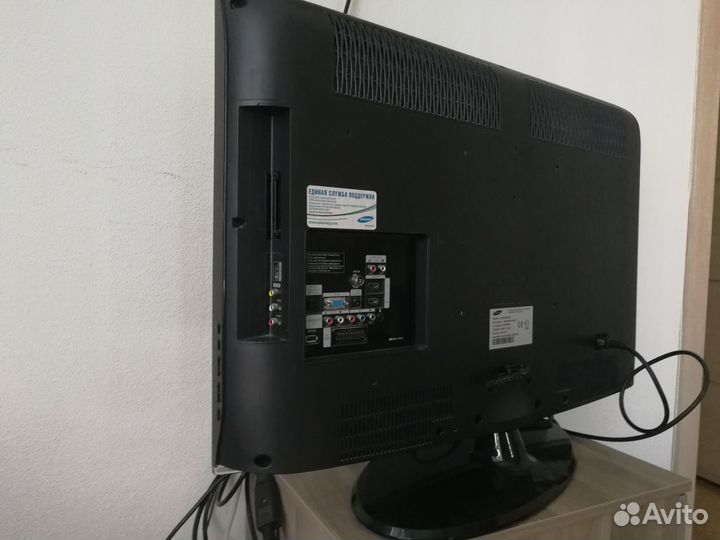 Телевизор Samsung 32 дюйм