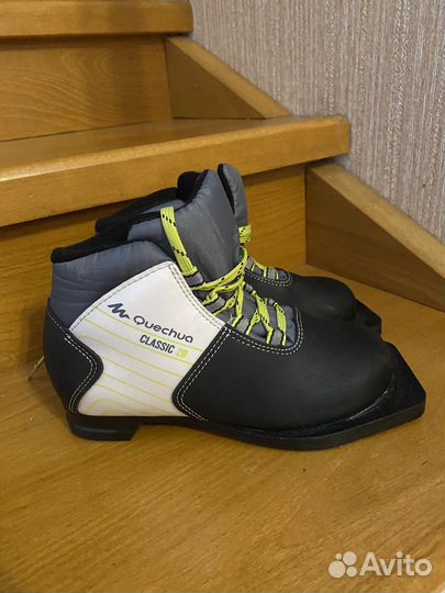 Лыжные ботинки