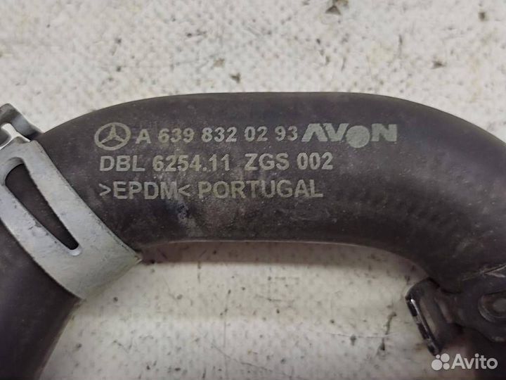 Патрубок ож W639 V-class 272.978 02.2010