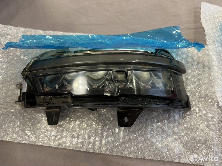 Повторитель поворота в зеркало land rover