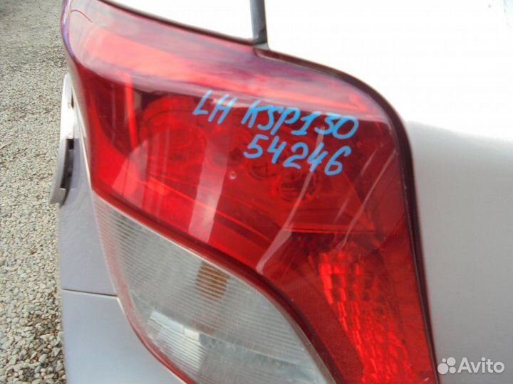 Стоп левый Toyota Vitz KSP130 1KR-FE 2011/8