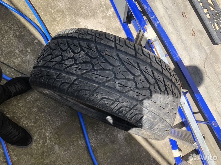 Kumho 822 Power Guard AT 275/40 R20