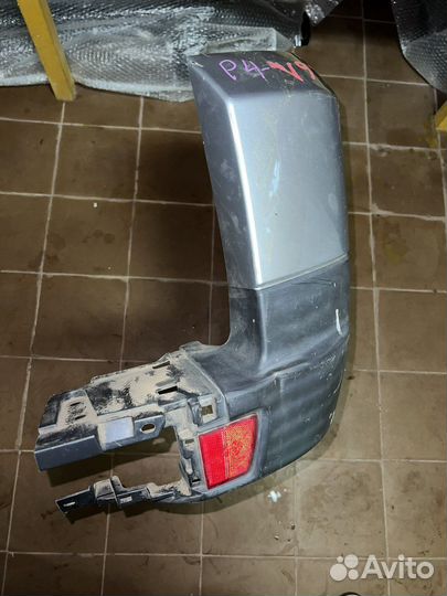 Боковина бампера заднего правая Паджеро 4
