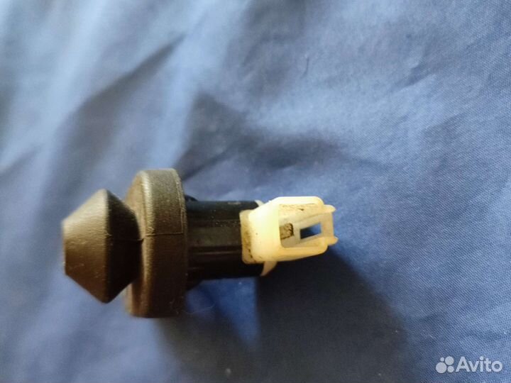 Концевик двери toyota тойота