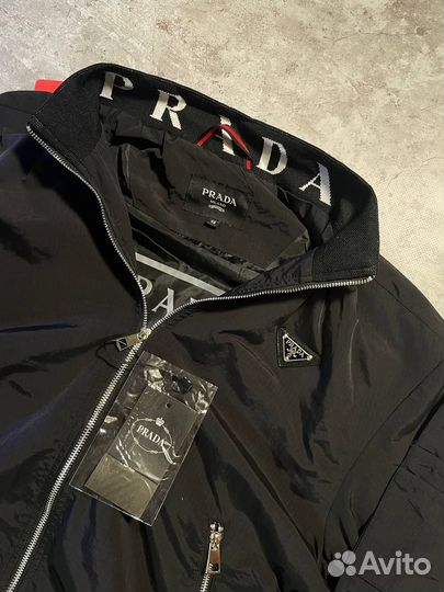 Ветровка Prada