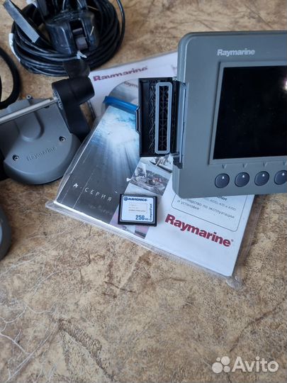 Эхолот Raymarine A57D