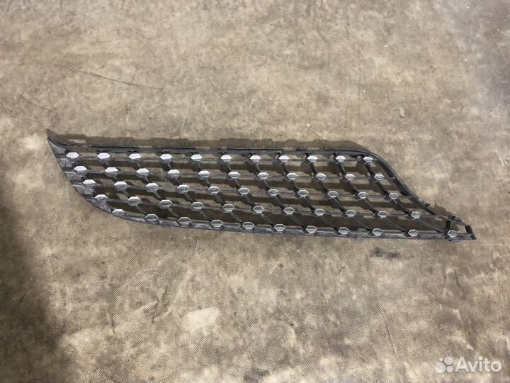 Решетка радиатора правая Mercedes GLC-Class coupe