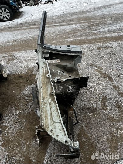 Четверть передняя правая Audi A6 C6 Ауди