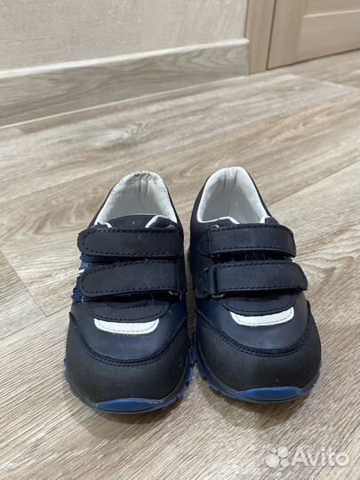 Кроссовки для мальчика 22 размер