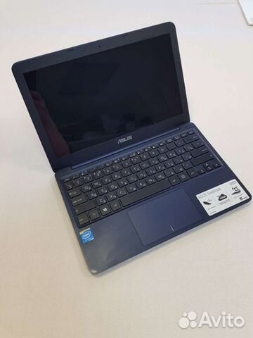 Ноутбук asus X205T