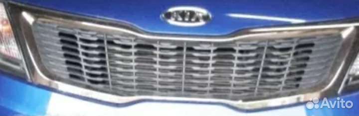 Продам решётку радиатора на Kia Rio 2014 года ориг