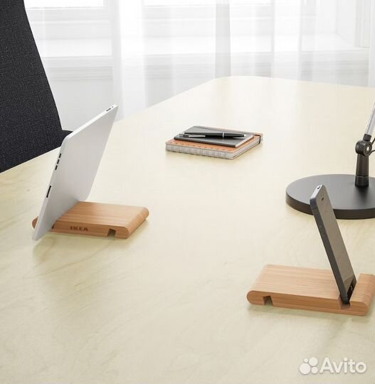 IKEA Бергенес подставка для телефона 13х8см бамбук