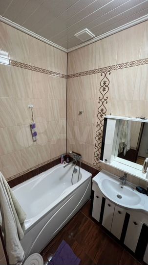 3-к. квартира, 64 м², 2/5 эт.