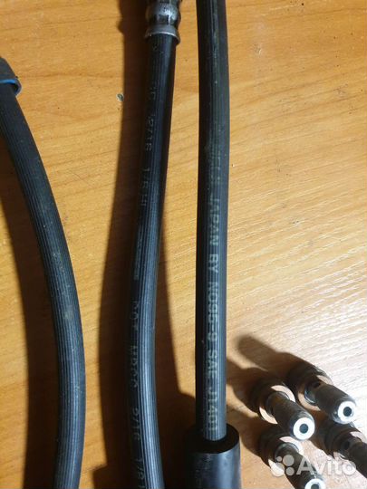 Шланг тормозной Jeep Grand Cherokee WK2 SRT8