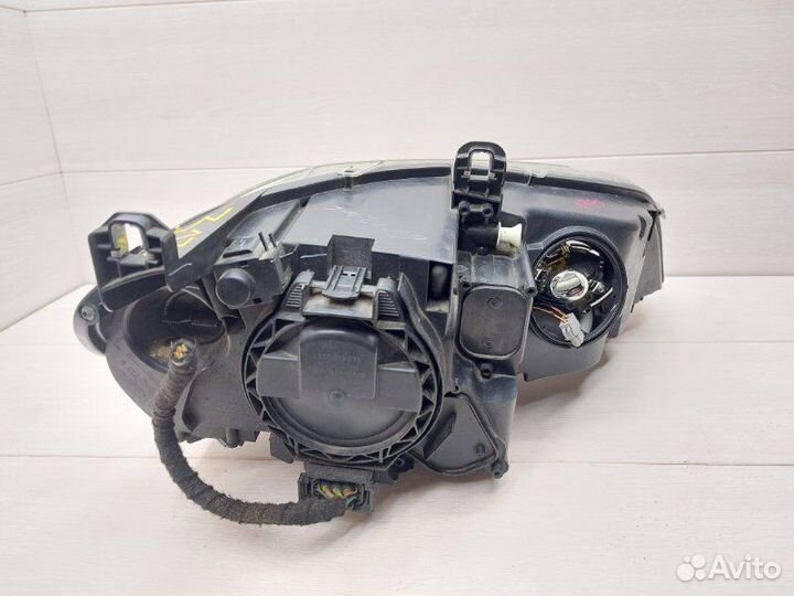 Фара ксеноновая (Левый руль) левая Bmw X5 E70 N52