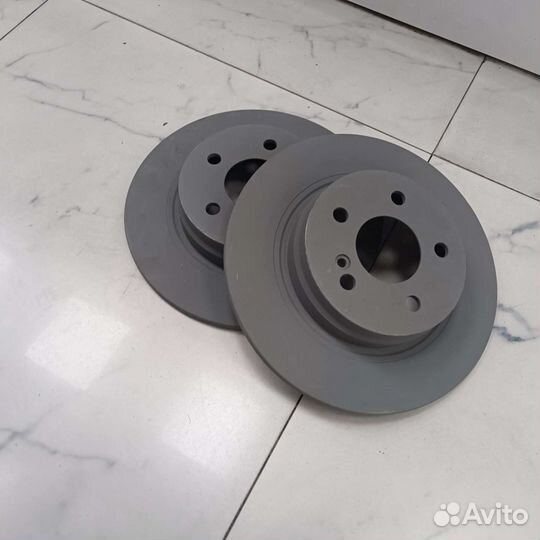 Диски тормозные задние Mercedes W204