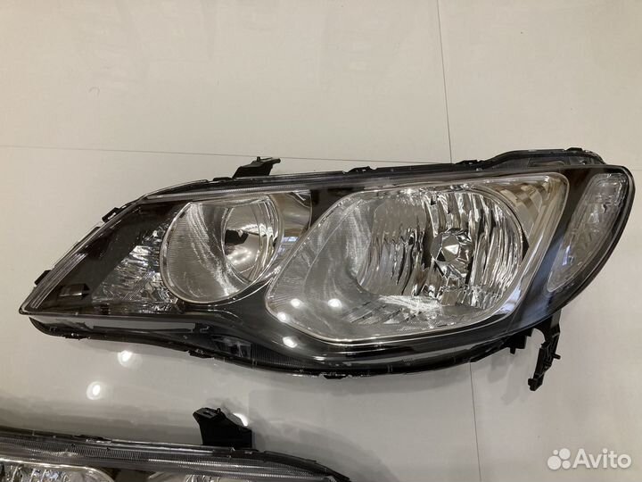 Фара (комплект) Honda Civic (FD) 2005-2011