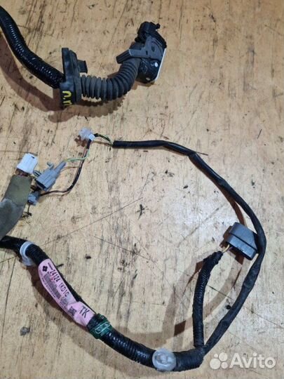 Проводка двери передняя правая Nissan Juke F15 1.6