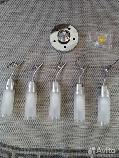 Люстра пяти рожковая