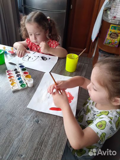 Пребывание малышей в семье