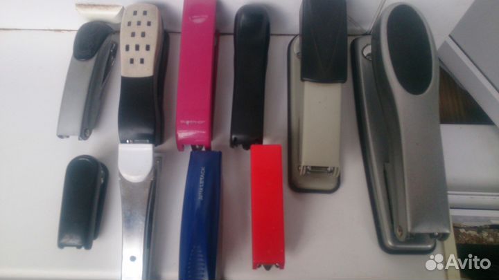 Калькулятор,степлер,дырокол