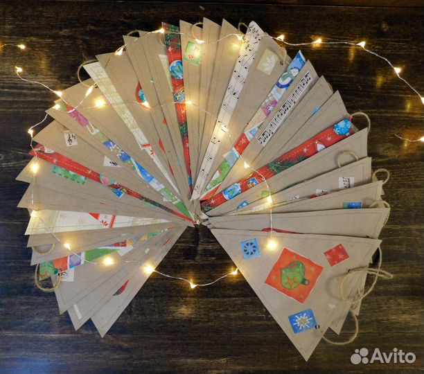 Гирлянда флажков из крафт-бумаги новогодняя