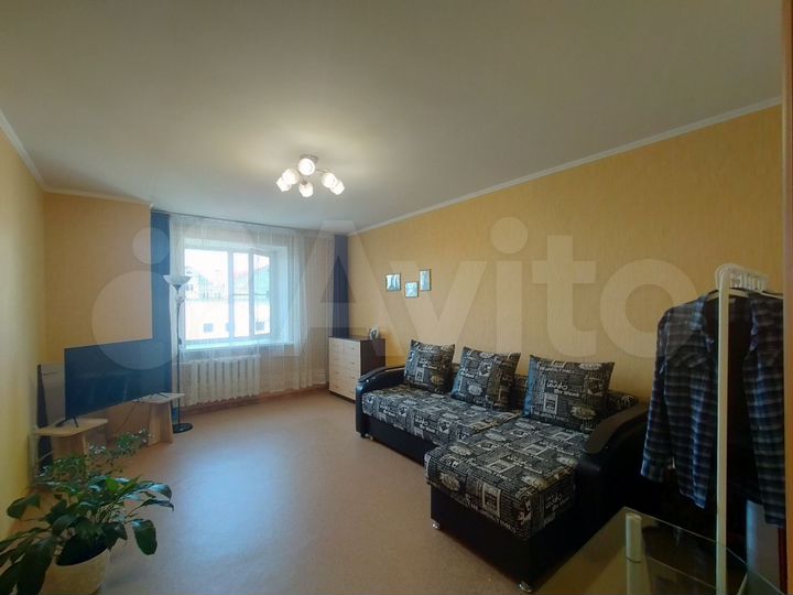 1-к. квартира, 50 м², 3/6 эт.