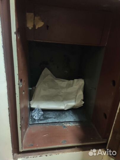 Шкаф металлический сейф СССР