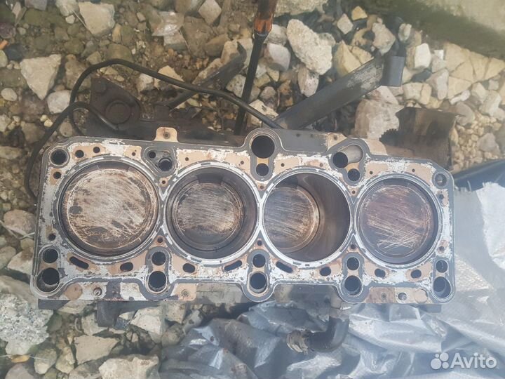Блок цилиндров на Volkswagen Passat