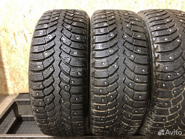 Bridgestone Blizzak Spike-01 205/55 R16 91T