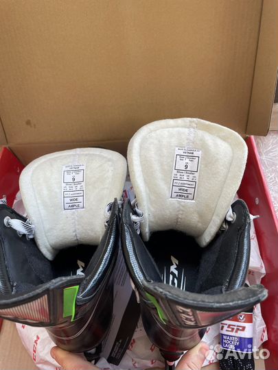 Коньки хоккейные ссм