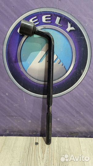 Балонник Ключ балонный Geely emgrand EC7