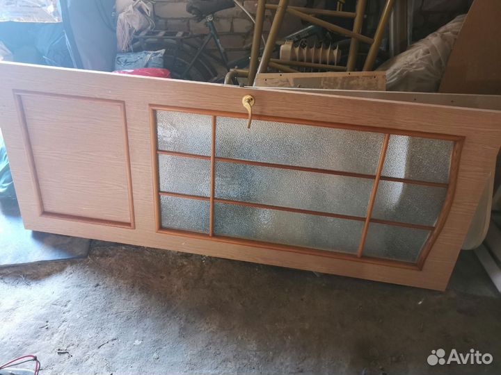 Двери межкомнатные б/у