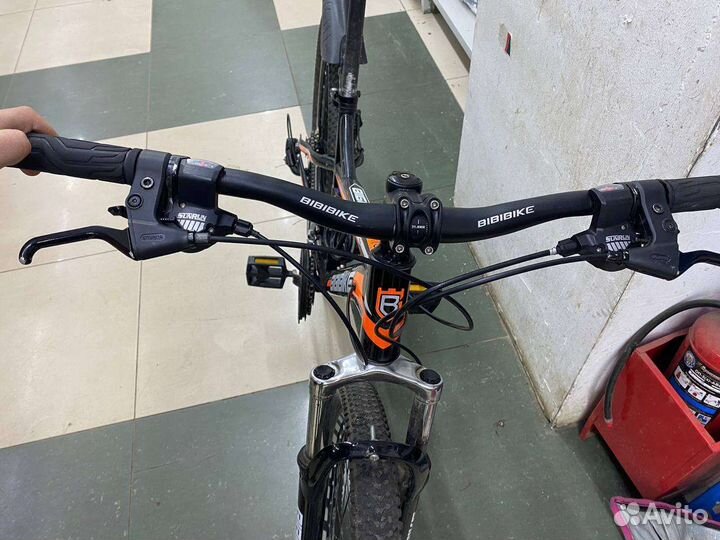 Велосипед, 27 колеса, рама 18