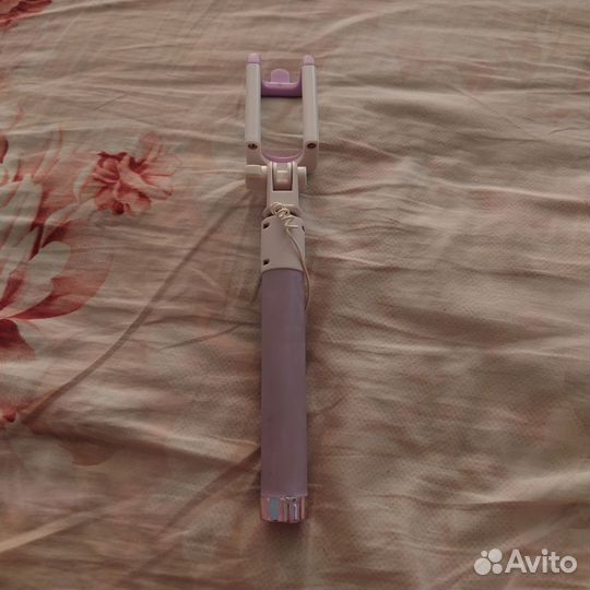 Продаю розовую селфи-палку