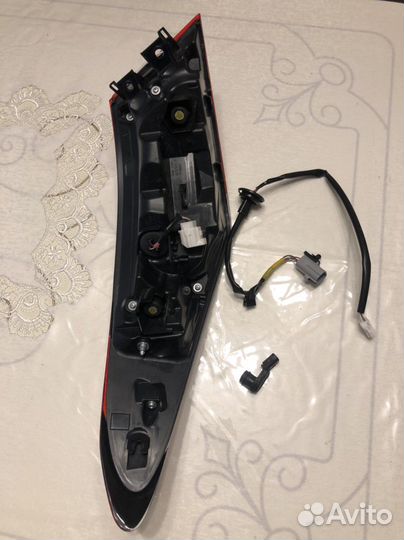 Задняя правая фара Toyota camry