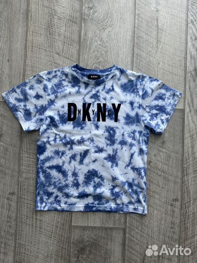 Футболка dkny