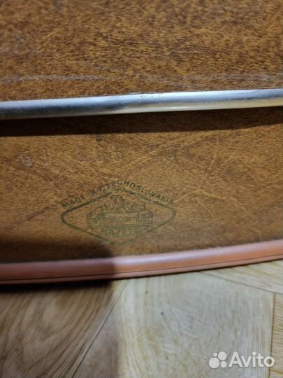 Раритет чемодан, портфель, телефон, книга