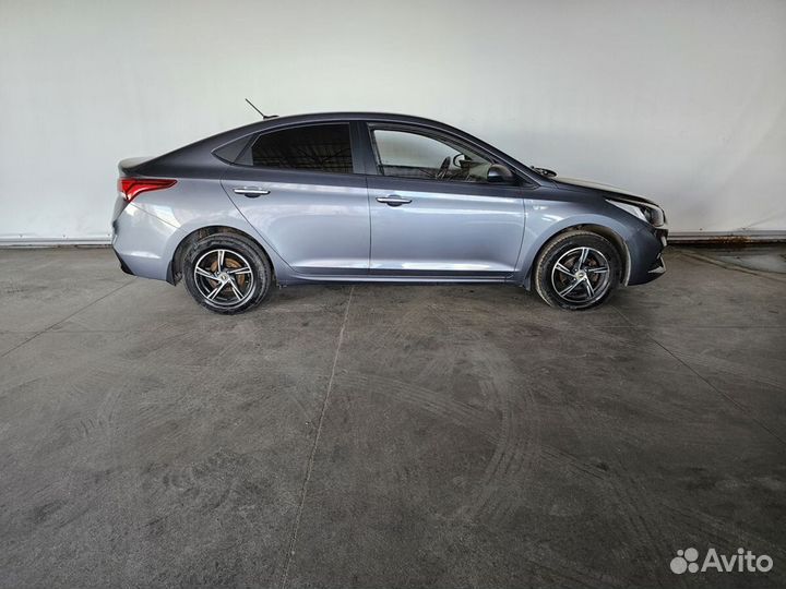 Hyundai Solaris 1.6 МТ, 2018, 150 000 км