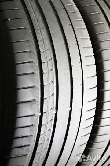 Pirelli P Zero PZ4 275/35 R22 и 315/30 R22 104Y