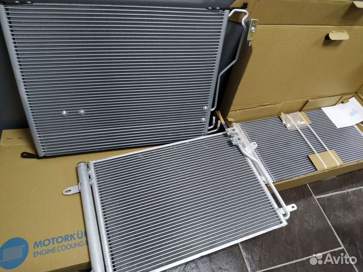 Радиатор кондиционера новый аналог на все модели