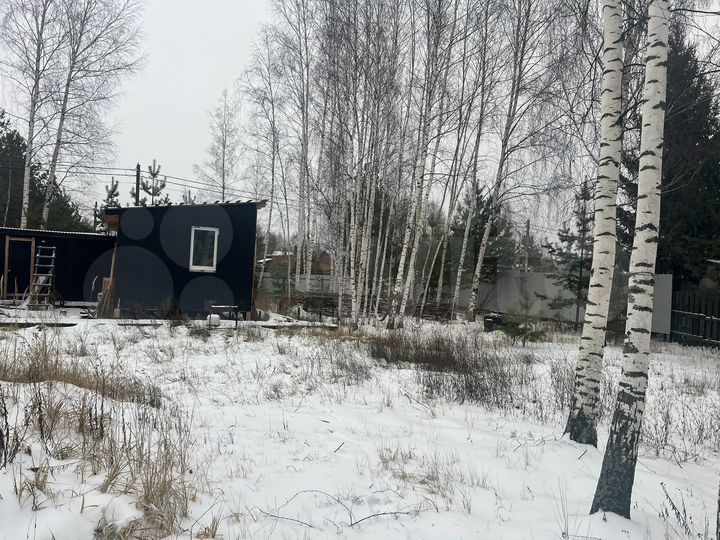 Дом 32 м² на участке 10 сот.