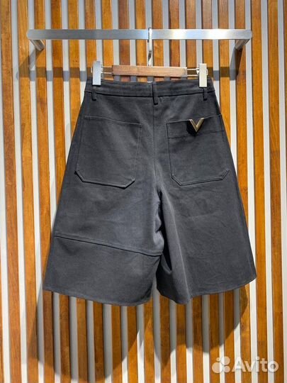 Шорты Valentino