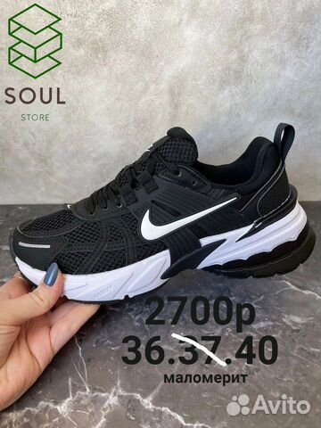 Кроссовки Nike 36.40